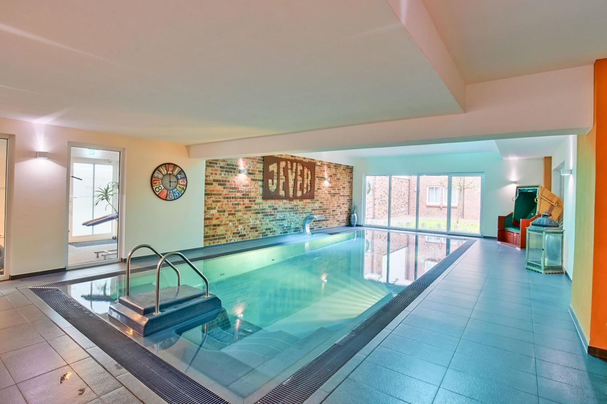 Hotel Im Schuetzenhof, ยีเวอ ภายนอก รูปภาพ
