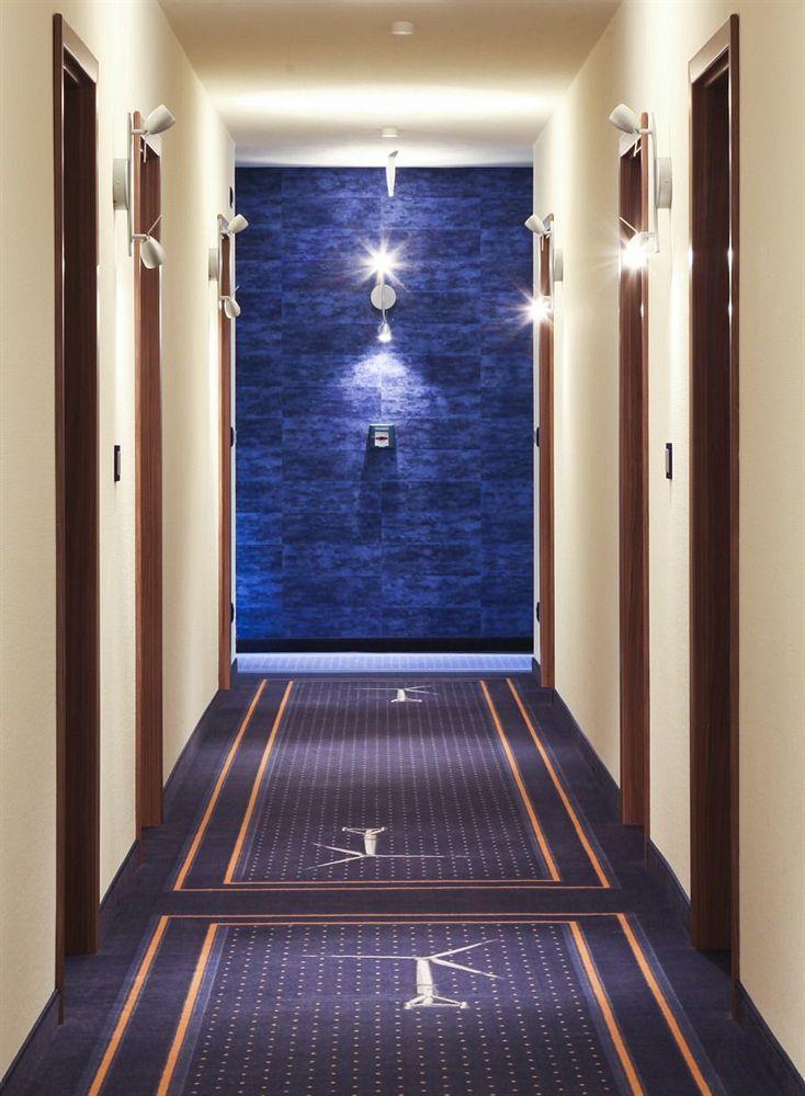 Hotel Im Schuetzenhof, ยีเวอ ภายนอก รูปภาพ